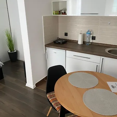 Apartment Strawberry Center